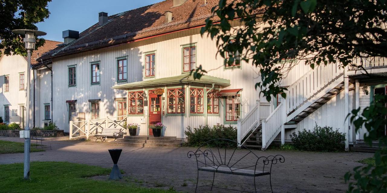 Tva Skyttlar Hotell Örby Eksteriør bilde